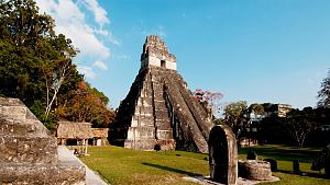 Pulsa en la imagen para verla en tamao completo

Nombre: Tikal.jpg
Visitas: 1287
Tamao: 101.2 KB
ID: 1331